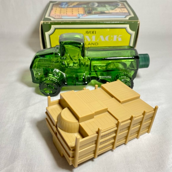 Vintage Avon ‘Big Mack’ Oland Aftershave Bottle & Box - Picture 15 of 17